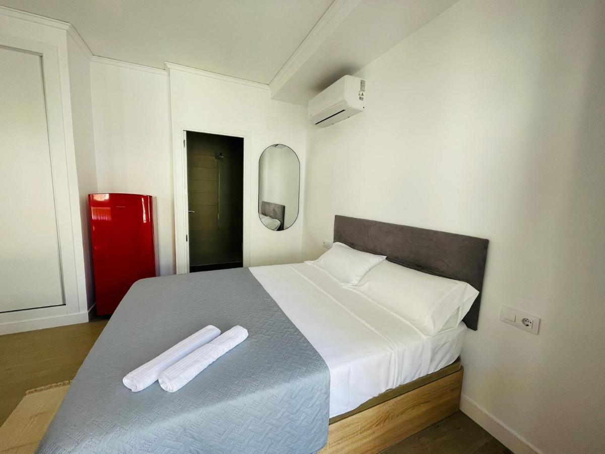 Pare Pere Rooms Dénia Eksteriør billede